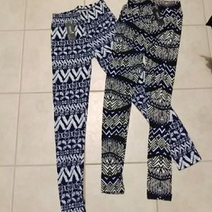 NWT 2 pair of Shosho leggings